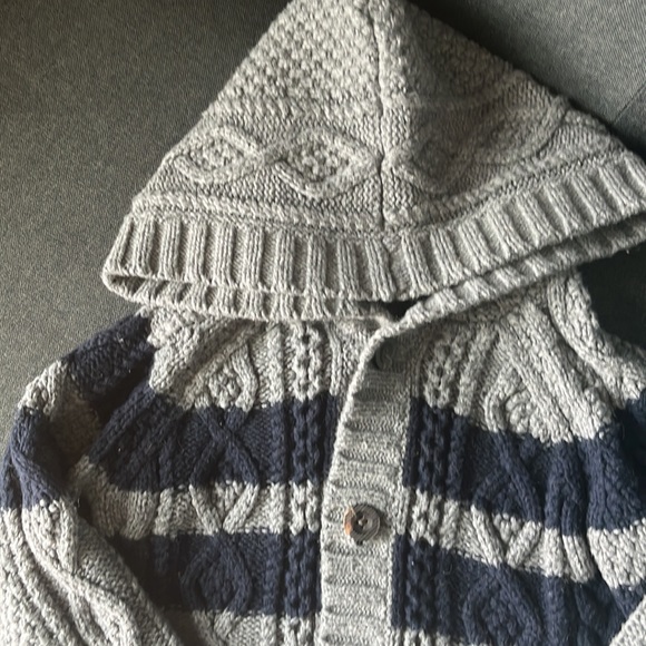 BABY GAP WOOL BLEND SWEATER - Picture 2 of 6